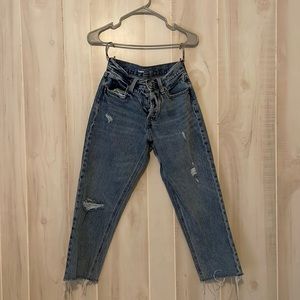 Old Navy Slouchy Straight Jean